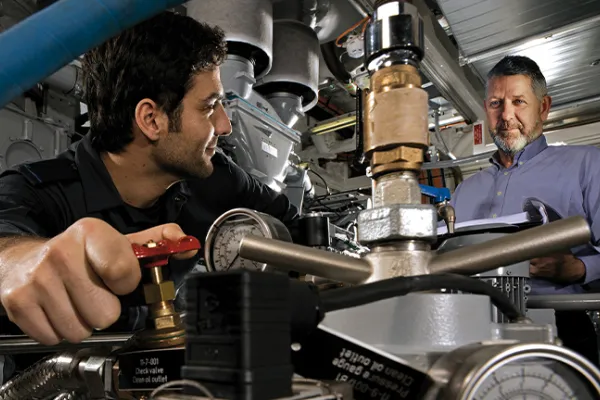 2024-Wartung, Mitarbeiter, Mensch, Mann, NVL Services-2