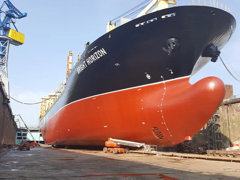 2024-Schiff, Bright Horizon, Dock