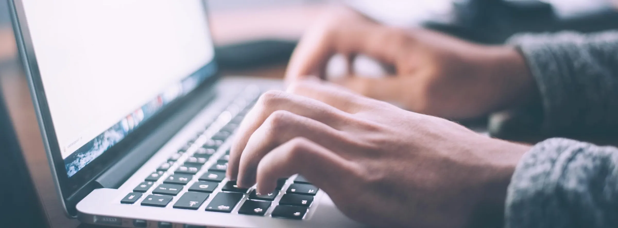 2024-Computer, Mensch, Hände, Media-5  