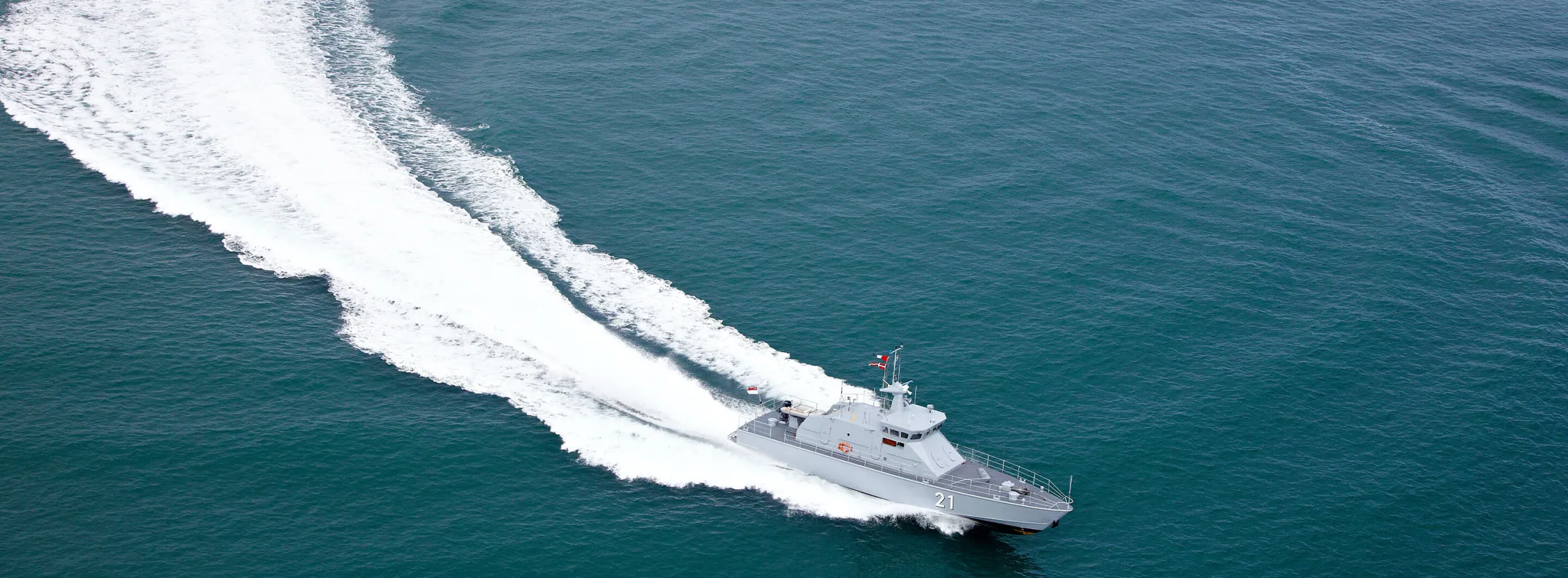 2024-Schiff, Fast patrol boat, Schnellboot, Wellen-2