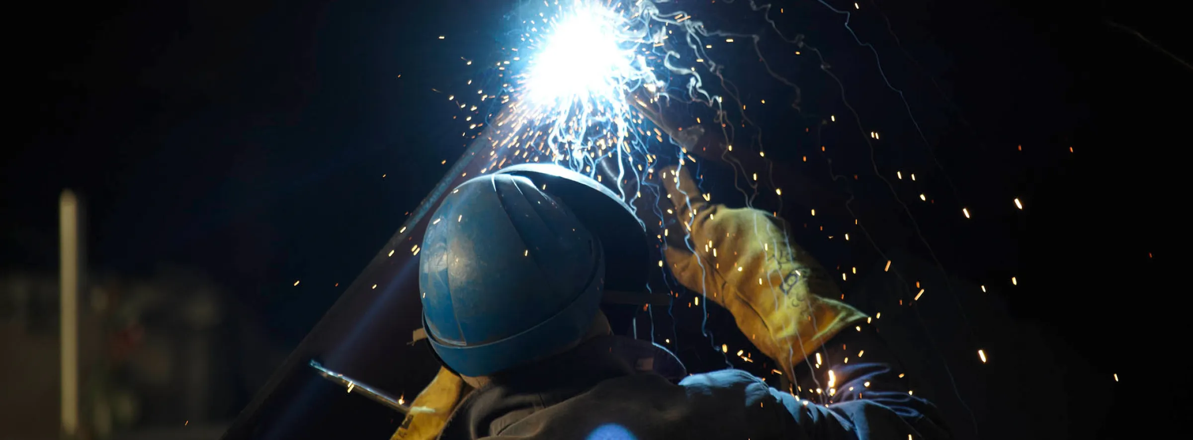 2024-Schweißen, Fertigung, Mann, Schiffbau